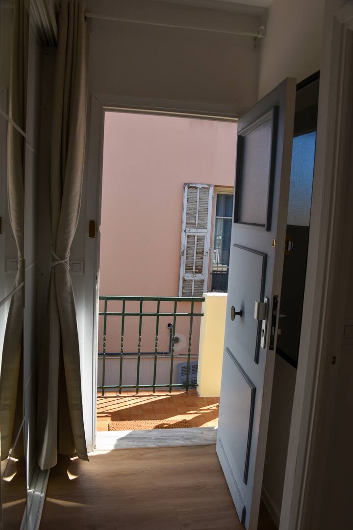 183457e5-8078-4ad4-8d26-df9076fe4647